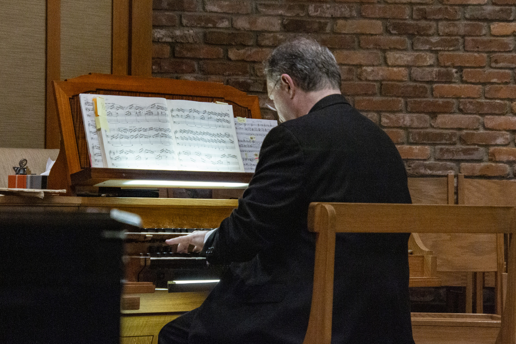Kent Tritle performs at the Jaeckel Organ